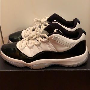 Jordan 11 low “emerald”